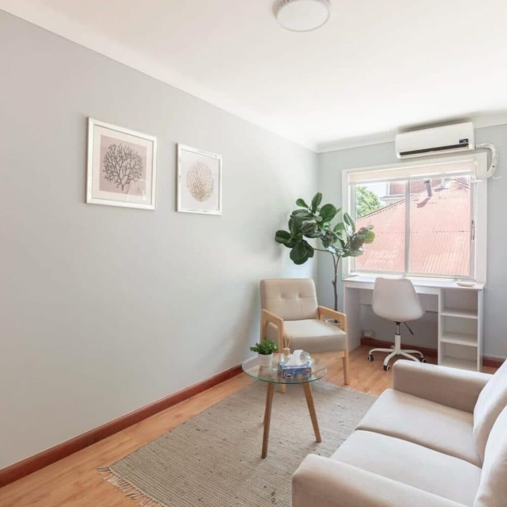 Belén Paredes Vega - consulta 3